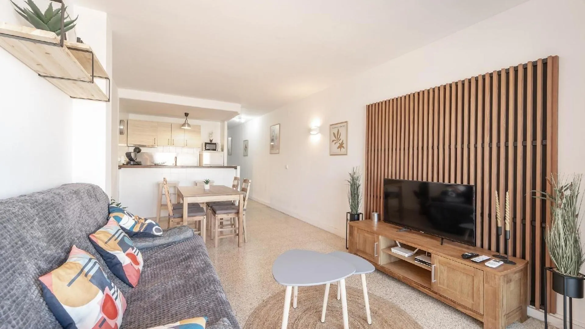 Apartment Ferienwohnung Fuer 4 Personen Ca 40 Qm In Empuriabrava, Costa Brava Golf De Roses